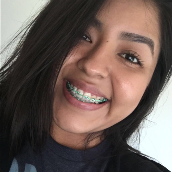 Meet your Posher, Rocio - Picture 1 of 1